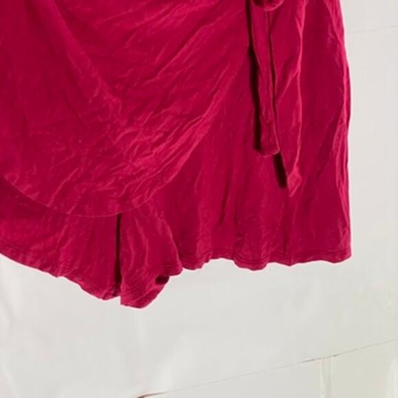 FOREVER 21 Women's Fuchsia Short Sleeve V-Neck Wrap Romper SZ M - Picture 7 of 12